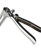 Shiny chrome medizinspekulum von seven creations mit gebogenen griffen und verstellbarem knopfen
