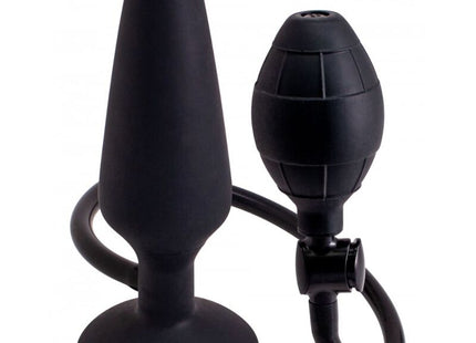 Schwarzer silikon aufblasbarer analplug größe l von seven creations mit pumpe und schlauch