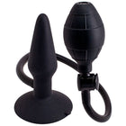 Schwarzer silikon aufblasbarer analplug mit pumpe und schlauch von seven creations im produktbild