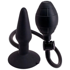 Schwarzer silikon aufblasbarer analplug mit pumpe und schlauch von seven creations im produktbild