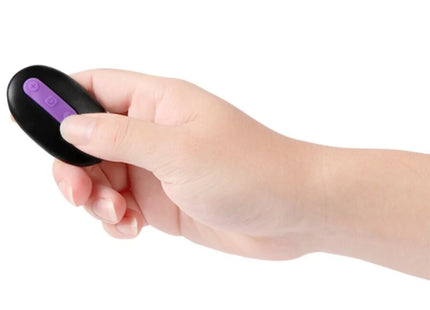 SHEQU - JULIAN DILDO UND KLITORISSTIMULATOR MIT VIBRATION UND FERNBEDIENUNG 16 CM