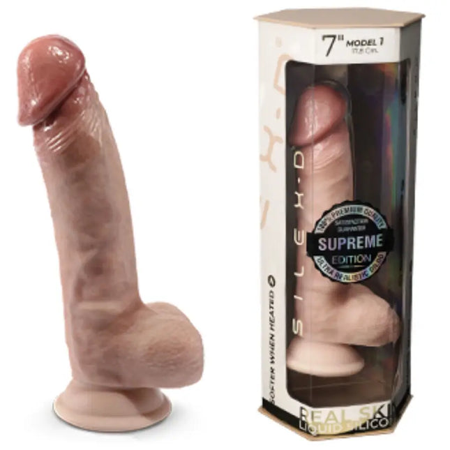 SILEXD RealFeel: Premium Thermo-Silikon Dildo 17,8 cm - Dildo mit Saugnapf