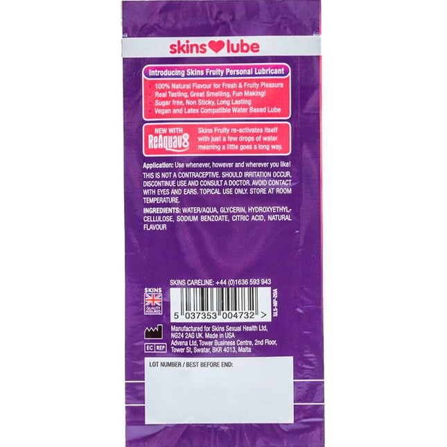 Lila plastikverpackung für skins fruchtiges wasserbasiertes gleitmittel mango und passionsfrucht einzeldosierung 5 ml
