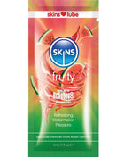 Watersmelon duft wasserbasierter gleitgel einzeldosis 5 ml im pink grünen foliepaket von skins