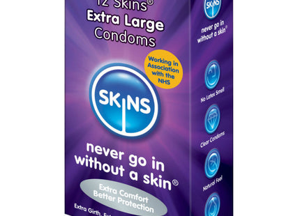 Lila verpackung von skins hautkondomen extra groß 12er pack mit blauem logo und weißem text