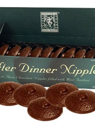 Dunkle schokoladenscheiben mit gewelltem, strukturiertem zentrum und glatten kanten von spencer und fleetwood after dinner nipples 8 einheiten