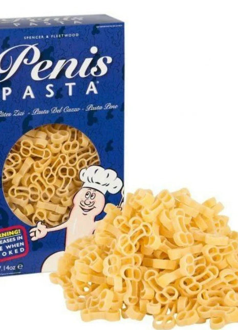 Blaue box mit penisförmiger pasta 200 g von spencer und fleetwood mit cartoon-kochmaskottchen und pasta in penisform