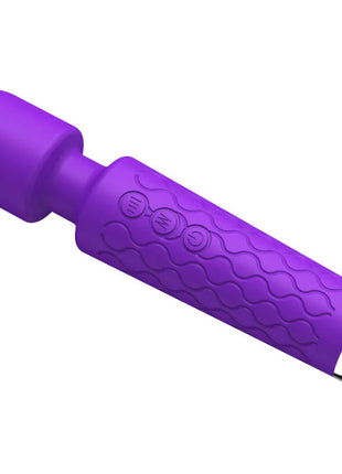 Violette sinnlichkeit luxuriöser massager und vibrator in lila silikon mit strukturierter griffzone und silberner metallspitze