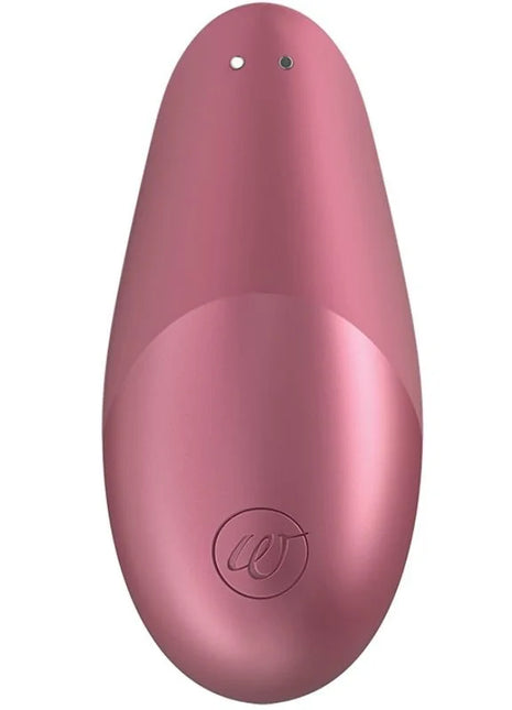 Womanizer liberty klitoris-stimulator in rosa rose mit glattem, glänzendem, roségoldfarbenem finish und subtiler markierung