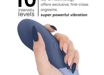 WOMANIZER - VIBE LAY-ON SILENT VIBRATOR DUNKELBLAU