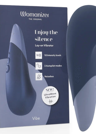 WOMANIZER - VIBE LAY-ON SILENT VIBRATOR DUNKELBLAU
